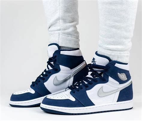 nike jordens blauw|nike jordan 1 midnight.